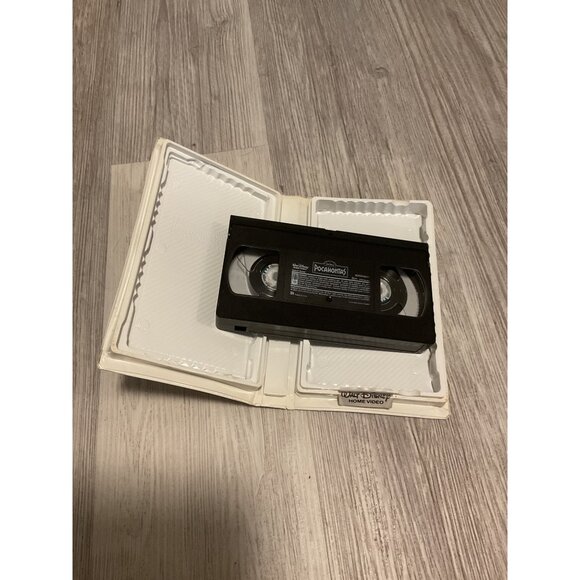 Disneys Masterpiece Pocahontas VHS Tape - Picture 3 of 3